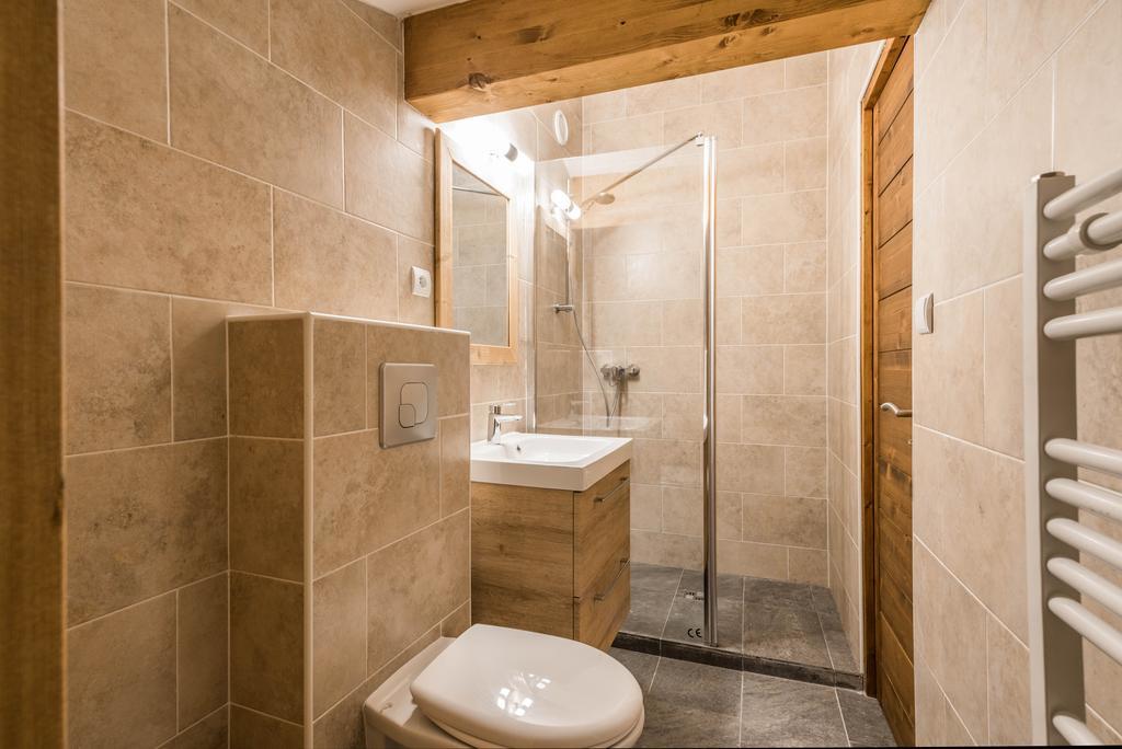 Les Terrasses De Perrieres Apartment เลส์เฌต์ ภายนอก รูปภาพ